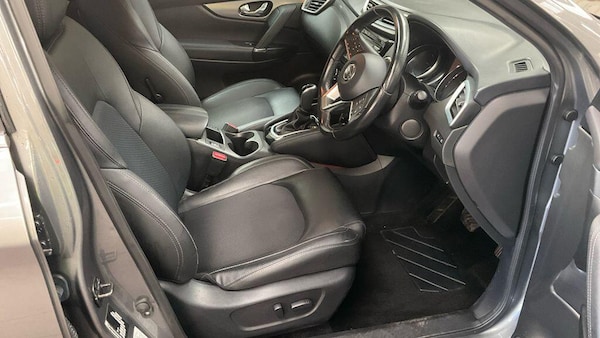 Used Nissan Qashqai 2019 for sale - 75670840: Photo 2