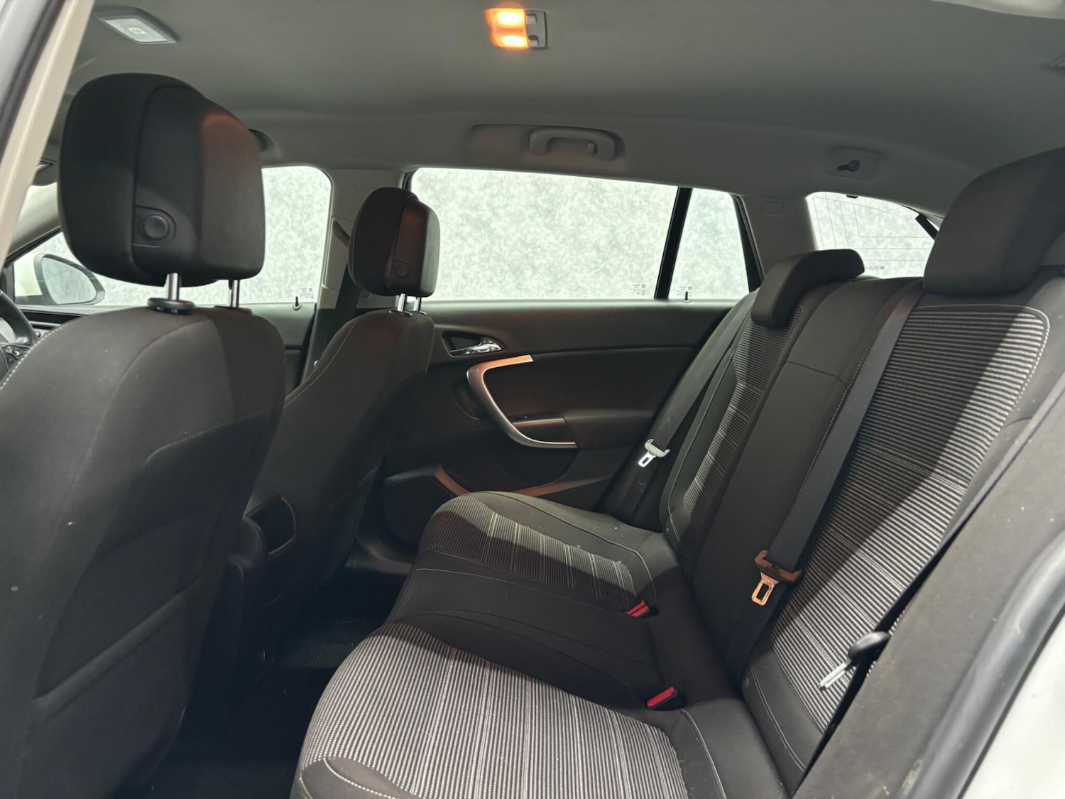 Used Vauxhall Insignia 2016 for sale - 77585845: Photo 3