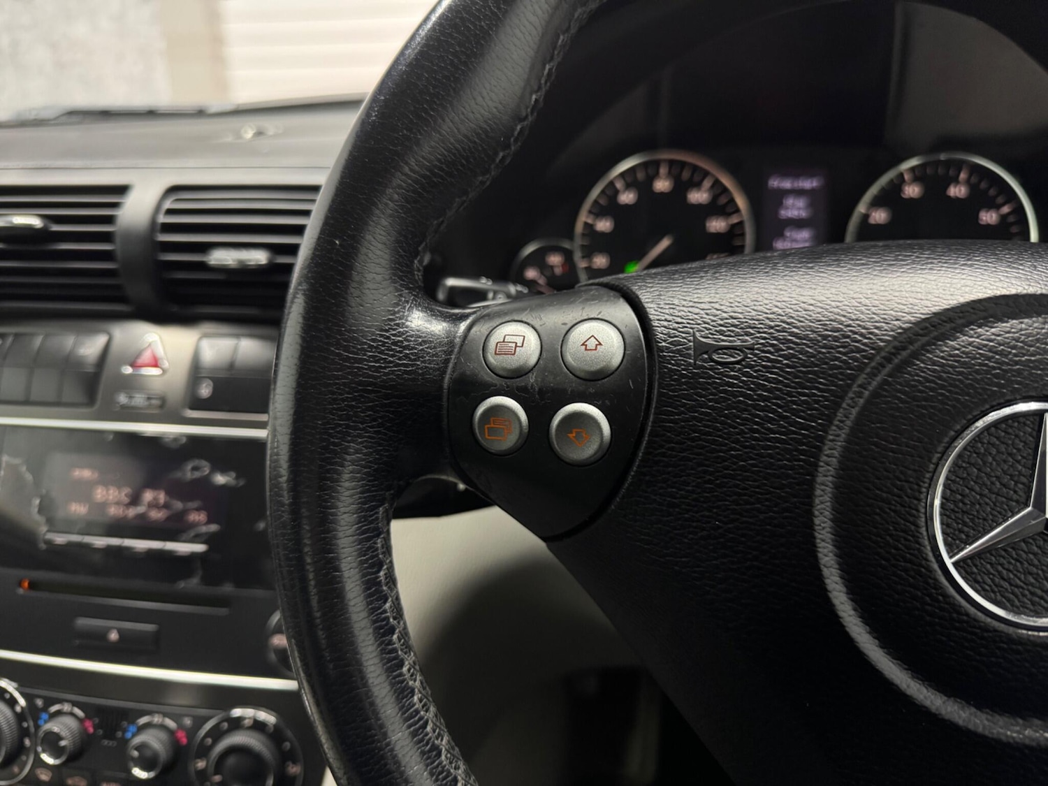 Used Mercedes-Benz C Class 2007 for sale - 76024617: Photo 10