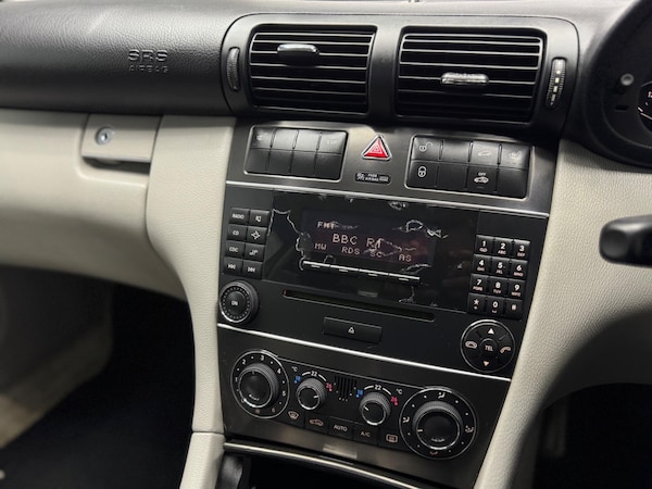 Used Mercedes-Benz C-Class 2007 for sale - 76024617: Photo 7