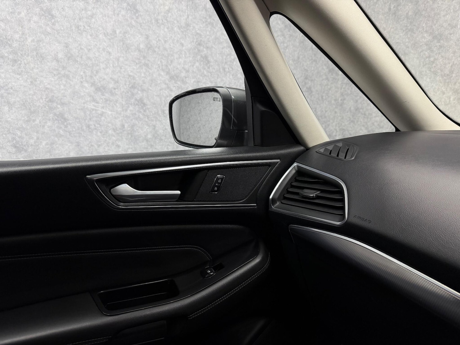 Used Ford Galaxy 2017 for sale - 78058962: Photo 22