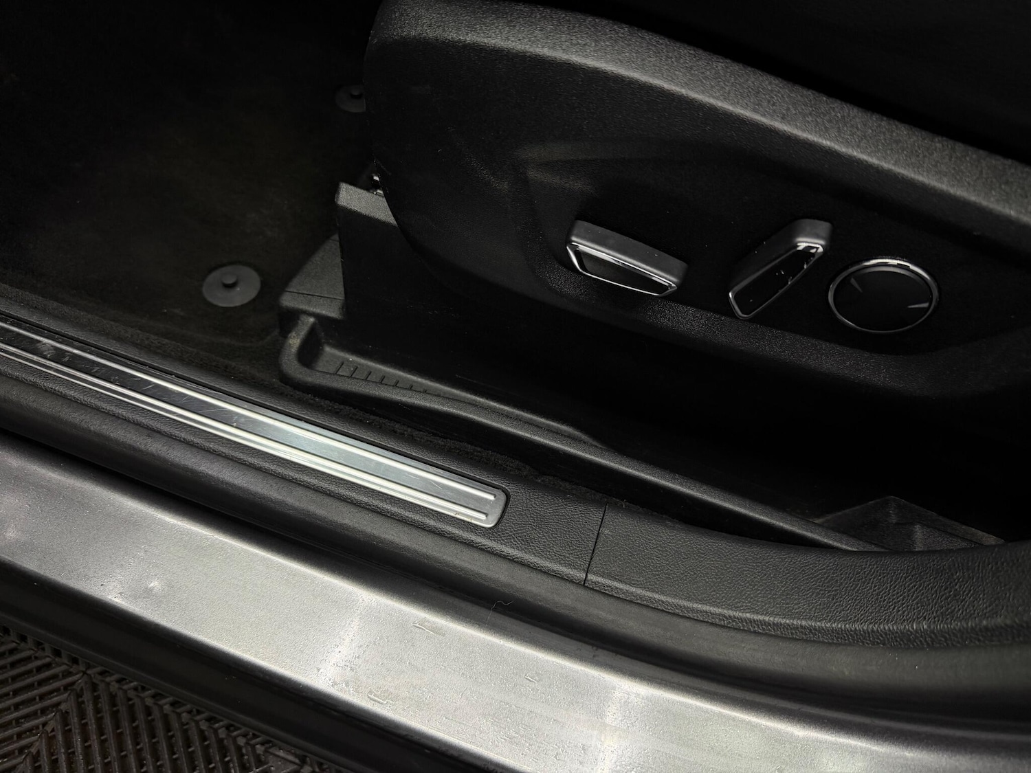 Used Ford Galaxy 2017 for sale - 78058962: Photo 26