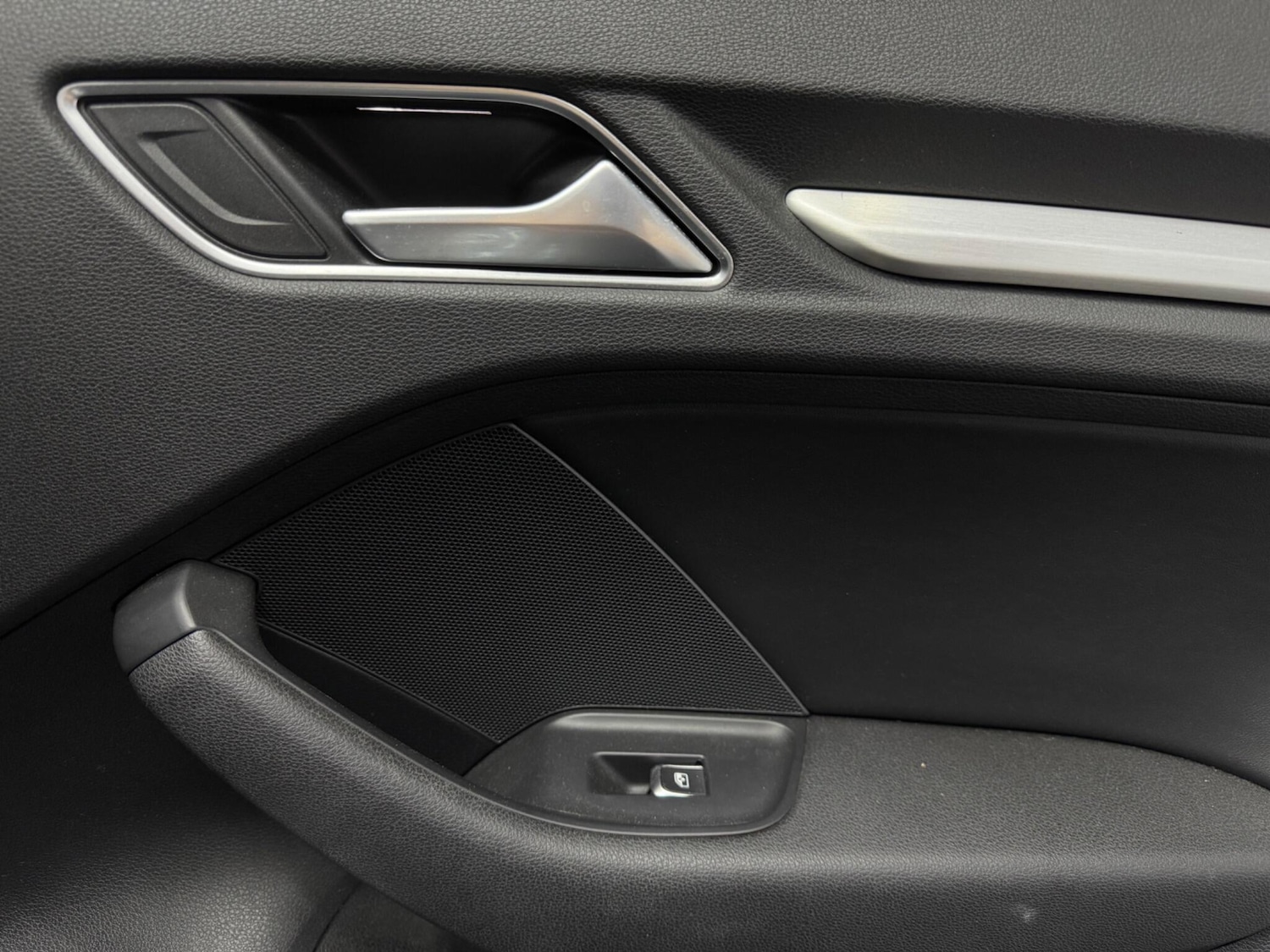 Used Audi S3 2016 for sale - 75681984: Photo 27