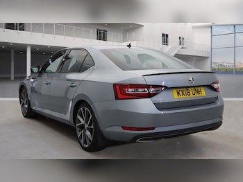 Used Skoda Superb 2018 for sale - 77550466: Photo