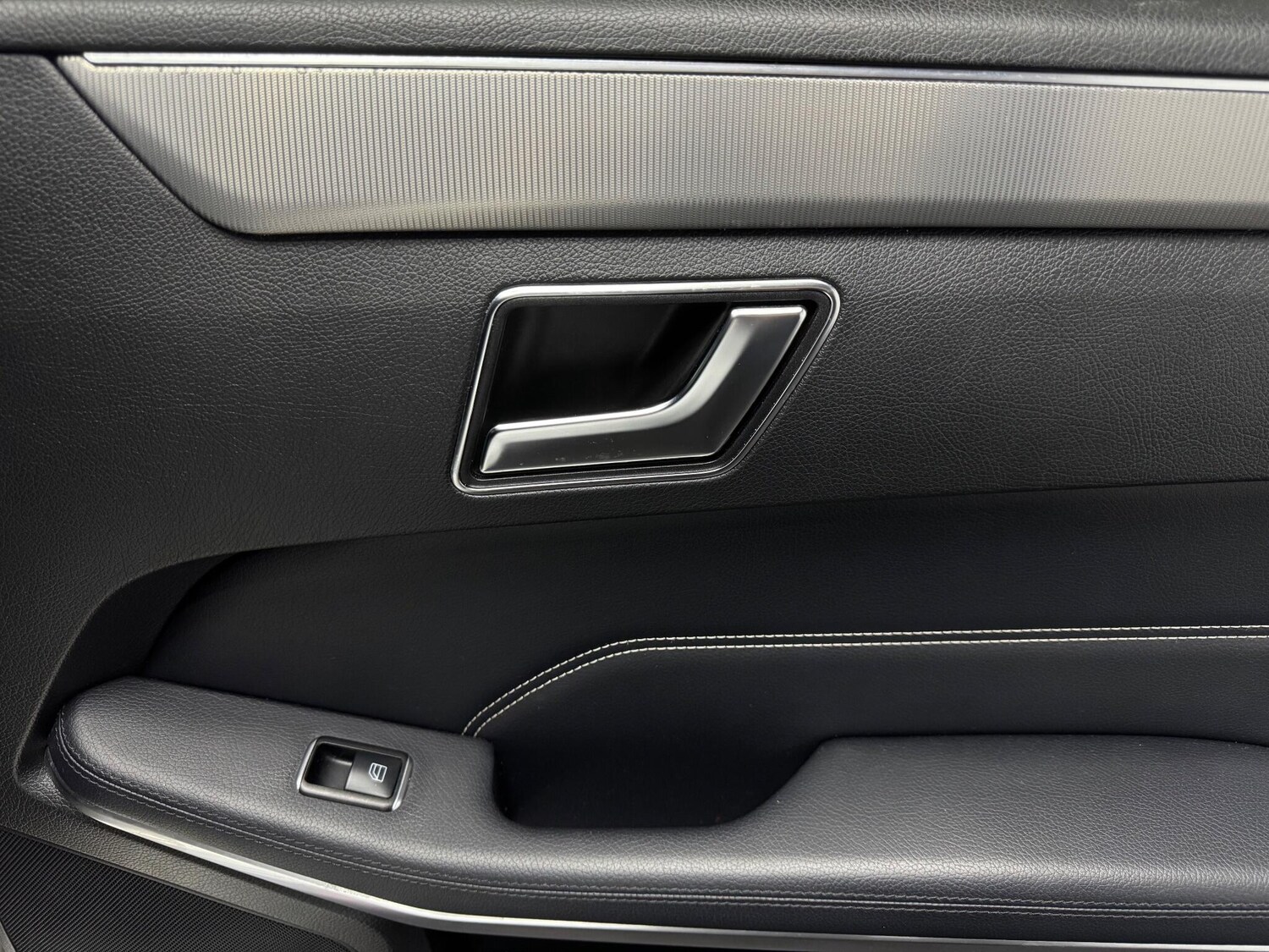 Used Mercedes-Benz E Class 2016 for sale - 77097499: Photo 18