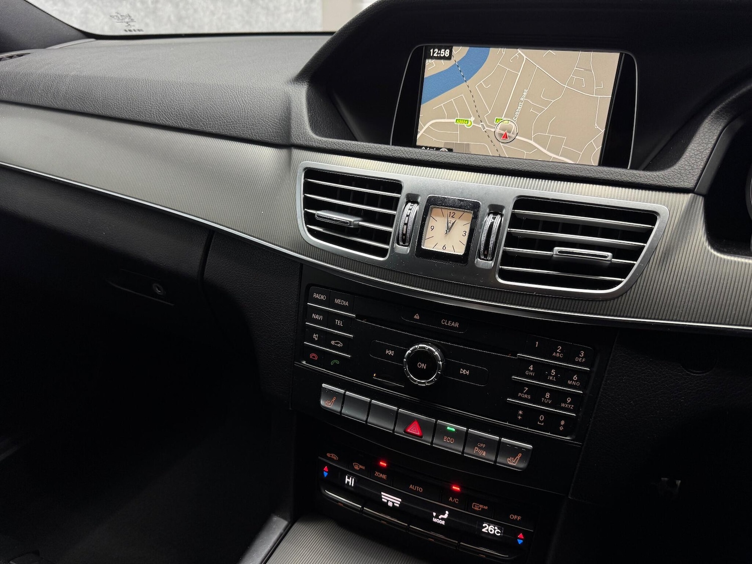 Used Mercedes-Benz E Class 2016 for sale - 77097499: Photo 8