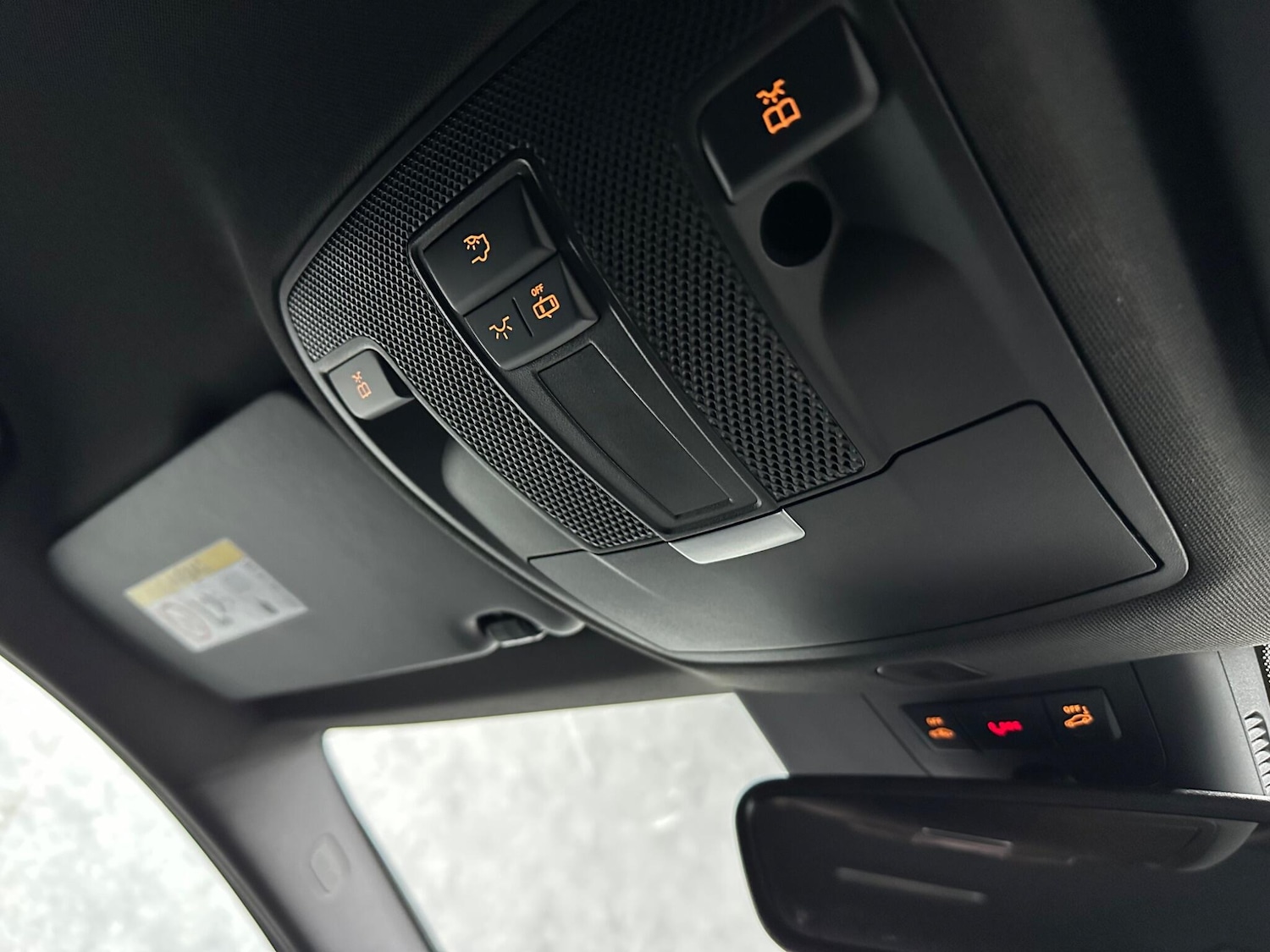 Used Mercedes-Benz A-Class 2016 for sale - 77267997: Photo 43