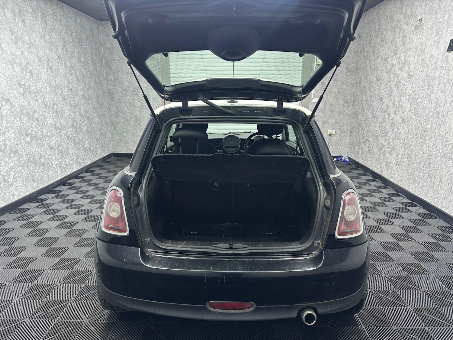 Used MINI Hatch 2010 for sale - 78058510: Photo 11