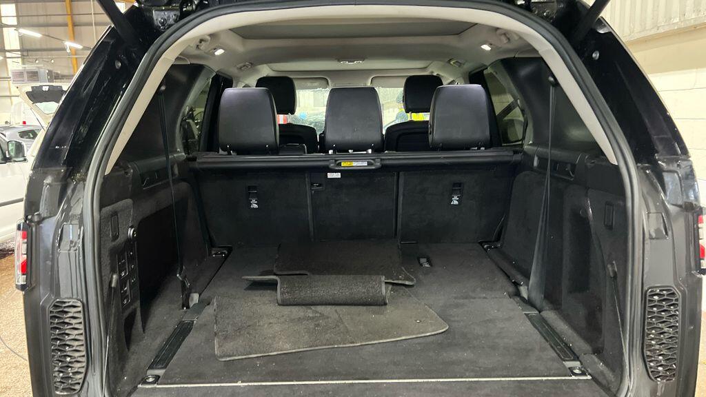 Used Land Rover Discovery 2017 for sale - 77646216: Photo 11