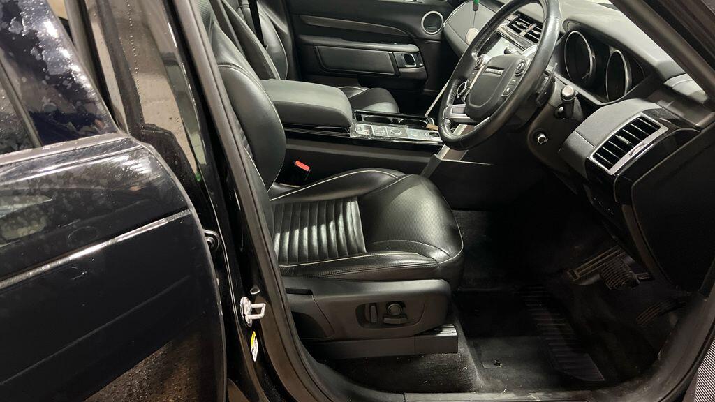 Used Land Rover Discovery 2017 for sale - 77646216: Photo 2