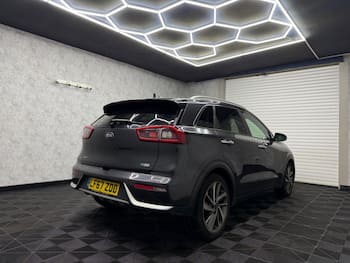 Used Kia Niro 2017 for sale - 79664629: Photo