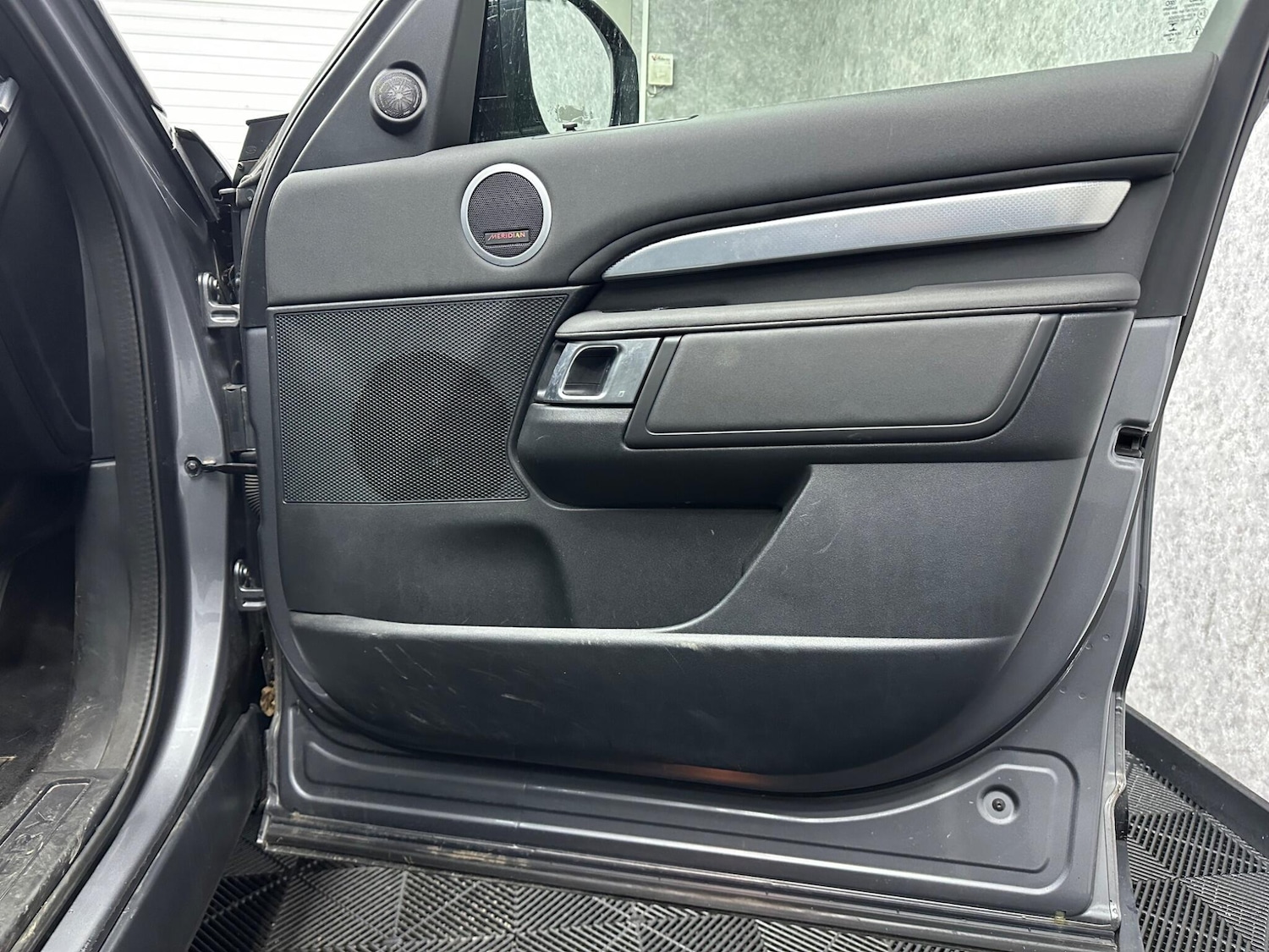 Used Land Rover Discovery 2020 for sale - 77454739: Photo 24