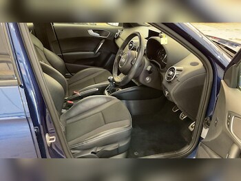 Used Audi A1 2015 for sale - 77784388: Photo