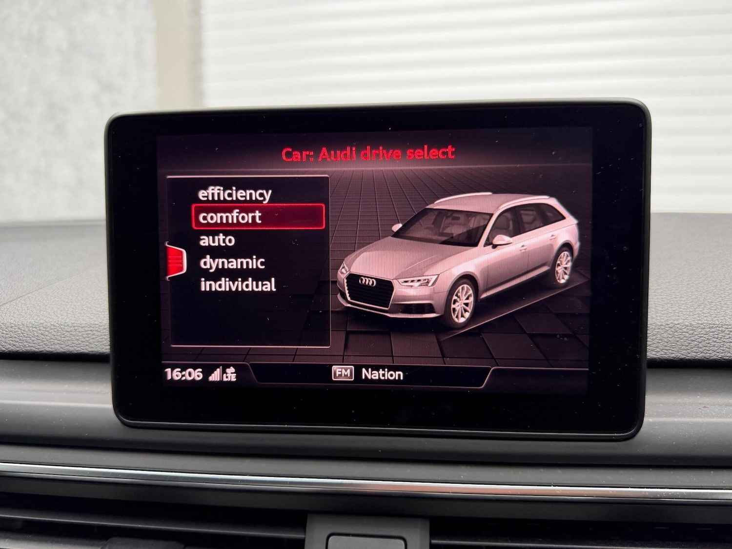 Used Audi A4 Avant 2017 for sale - 77091659: Photo 14