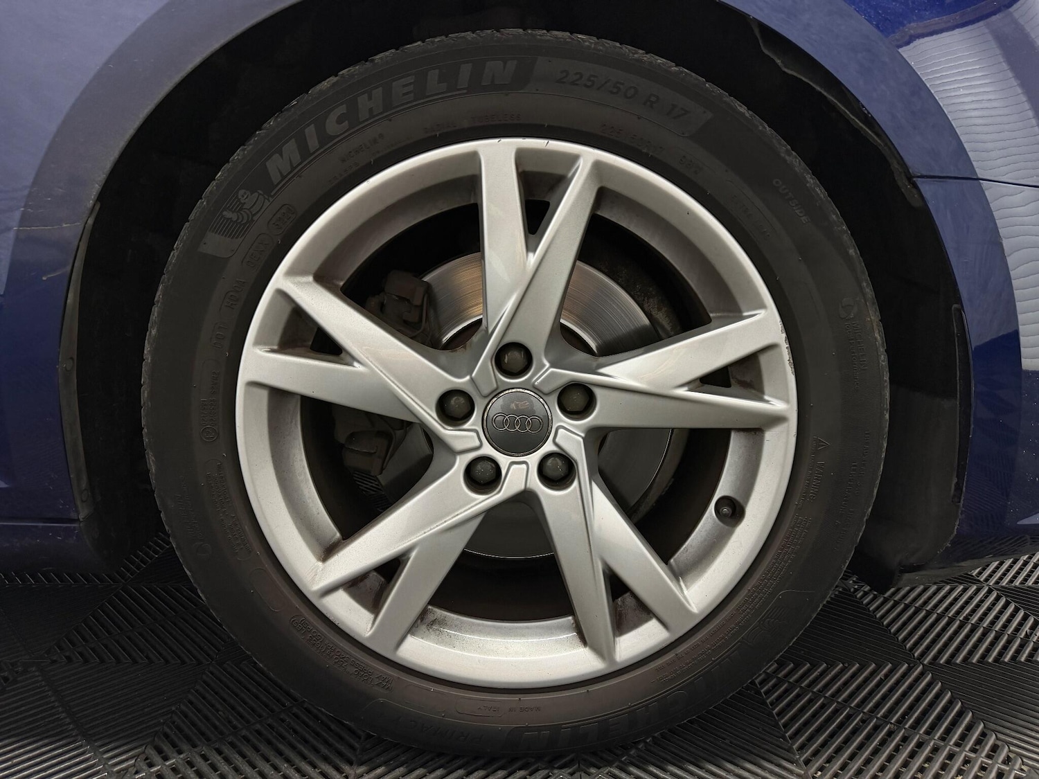 Used Audi A4 Avant 2017 for sale - 77091659: Photo 33