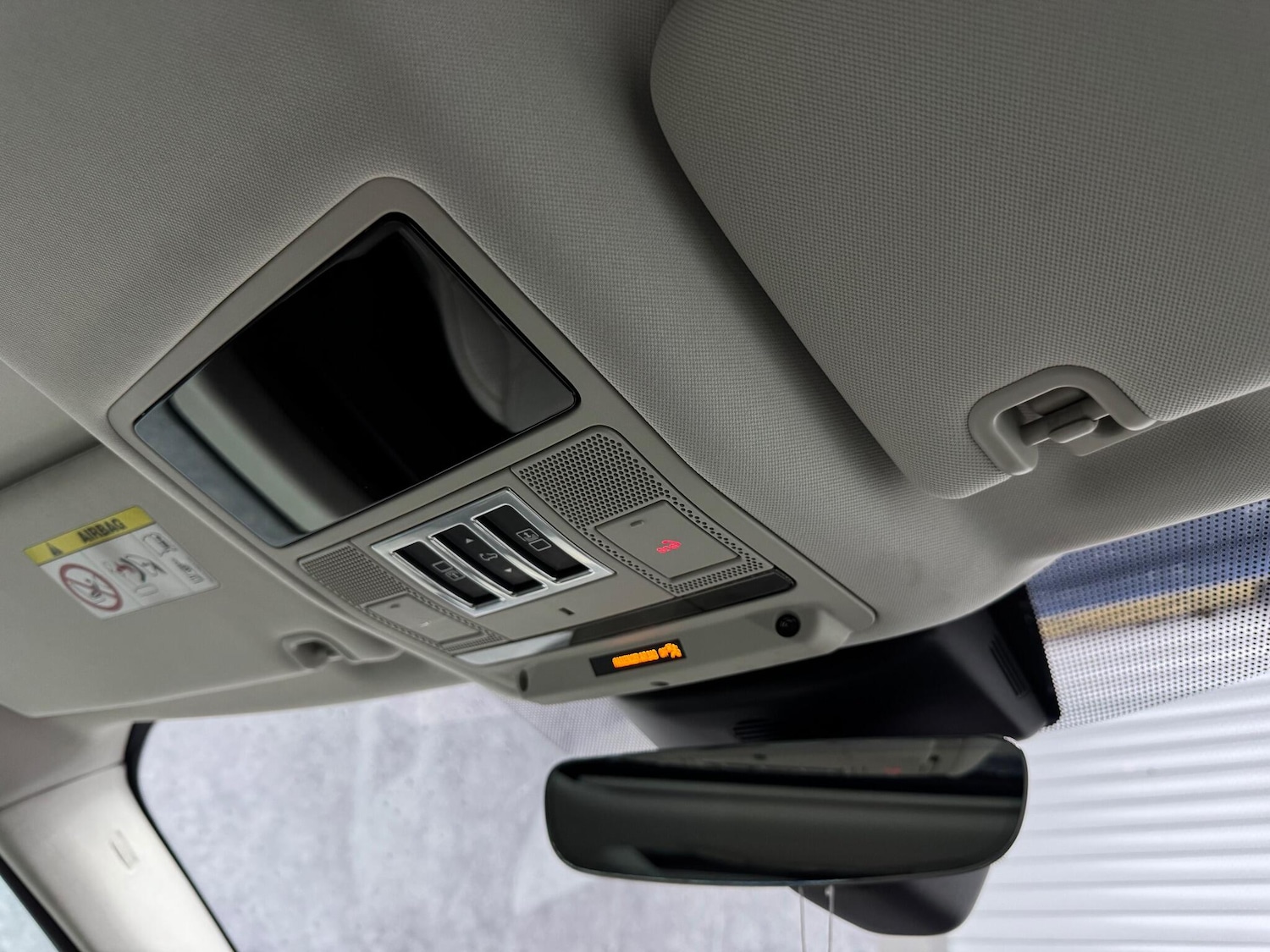 Used Land Rover Discovery 2017 for sale - 76440573: Photo 22