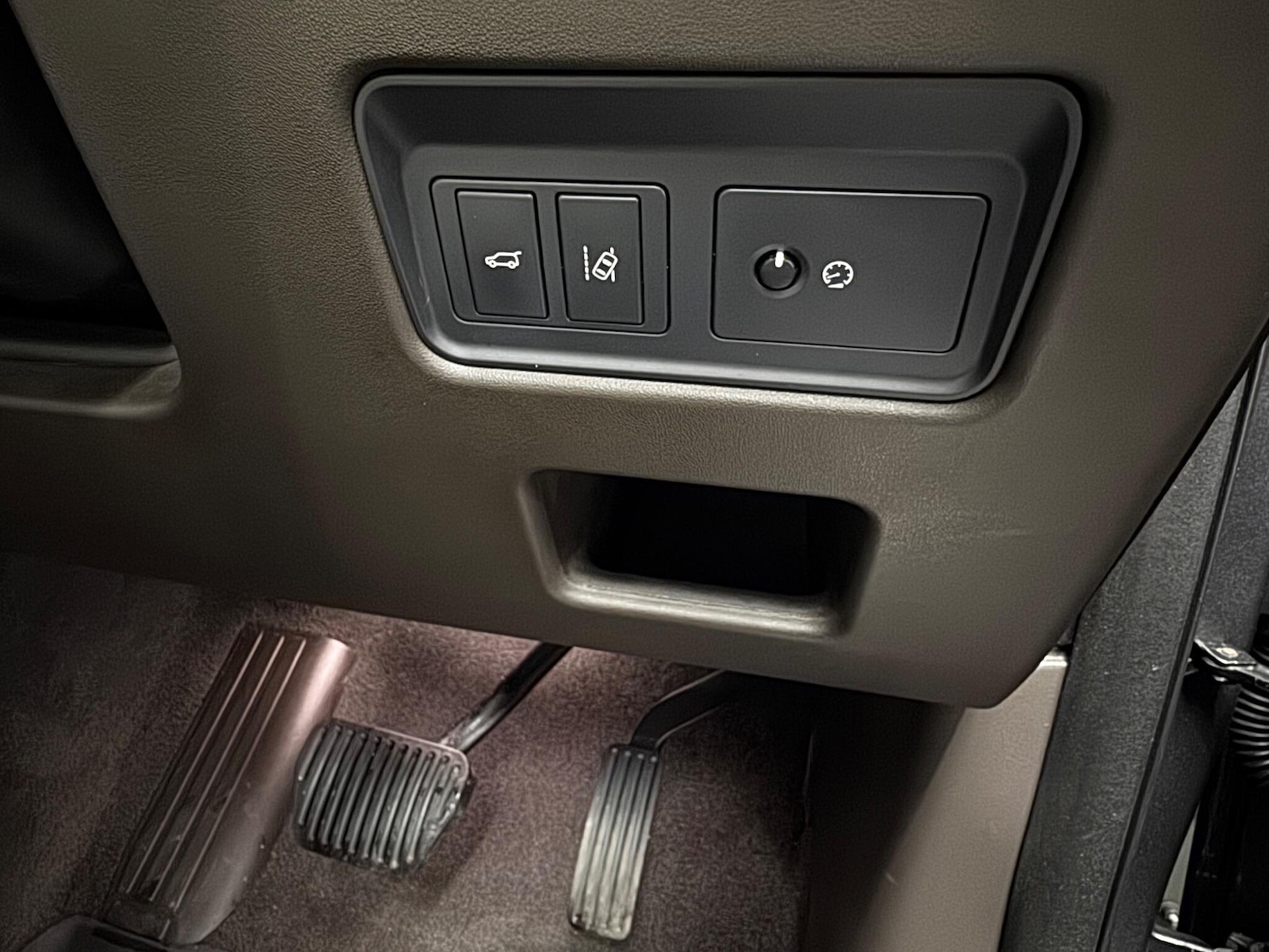 Used Land Rover Discovery 2017 for sale - 76440573: Photo 30