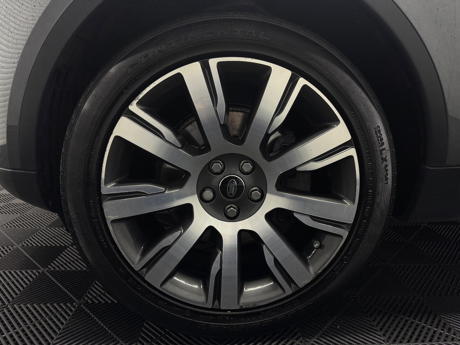 Used Land Rover Discovery 2017 for sale - 76440573: Photo 36