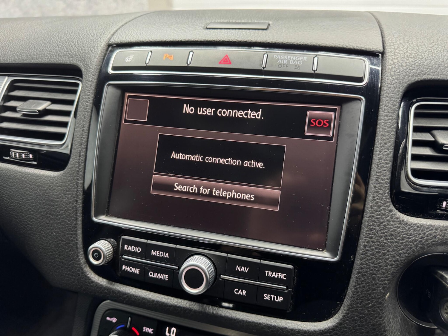 Used Volkswagen Touareg 2015 for sale - 76498929: Photo 12