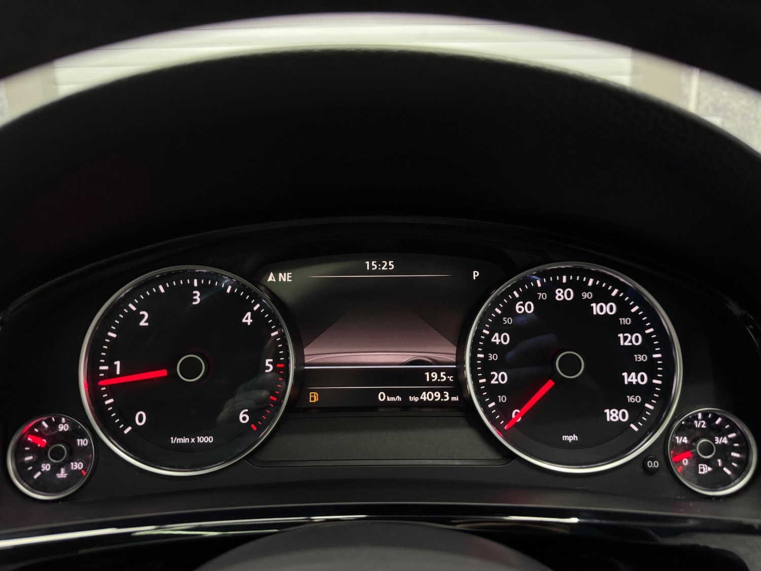 Used Volkswagen Touareg 2015 for sale - 76498929: Photo 17