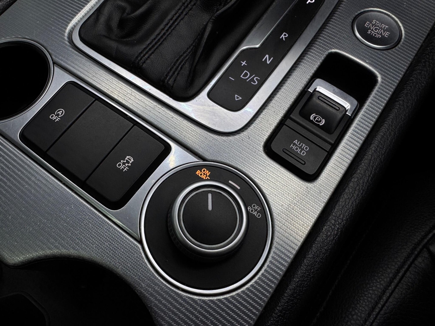 Used Volkswagen Touareg 2015 for sale - 76498929: Photo 19