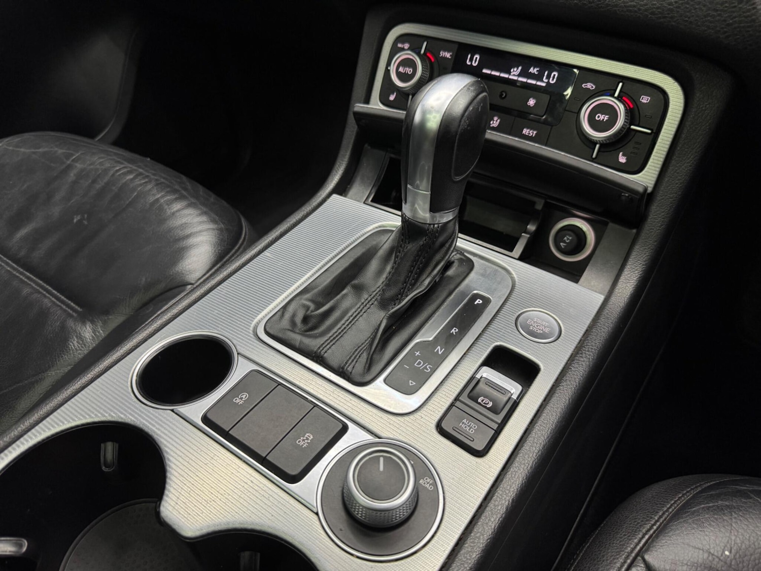 Used Volkswagen Touareg 2015 for sale - 76498929: Photo 20