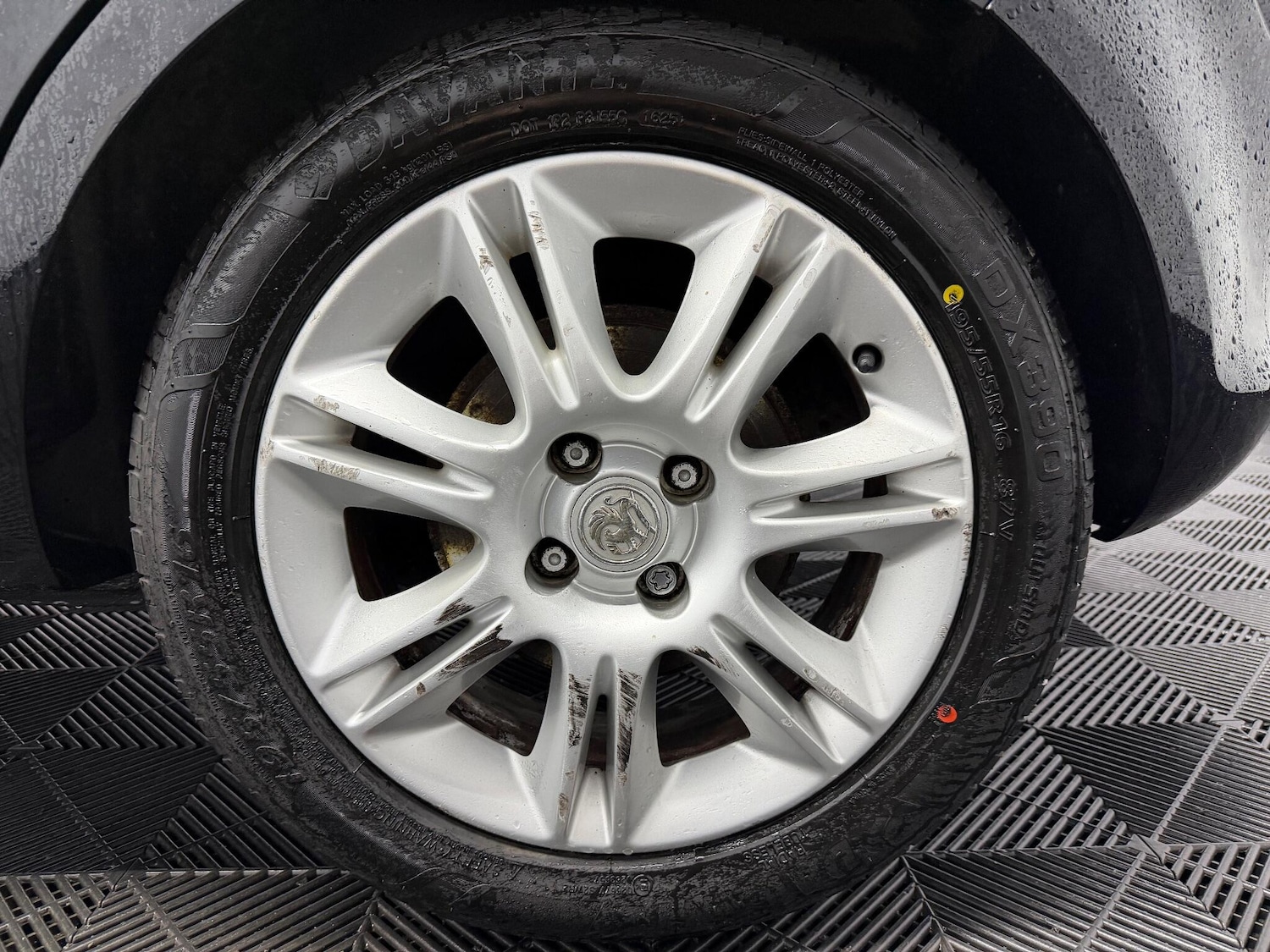 Used Vauxhall Corsa for sale - 77163342: Photo 17