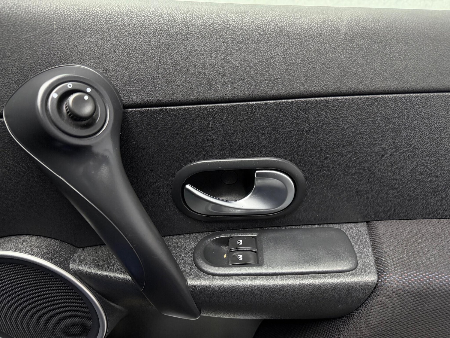 Used Renault Clio 2006 for sale - 77214794: Photo 13