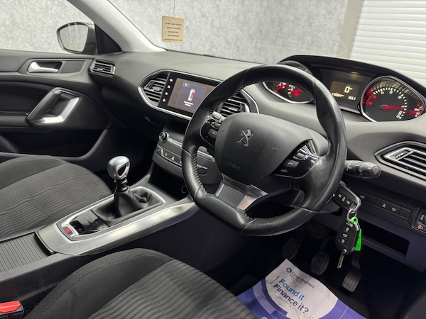 Used Peugeot 308 SW 2014 for sale - 75552866: Photo 2