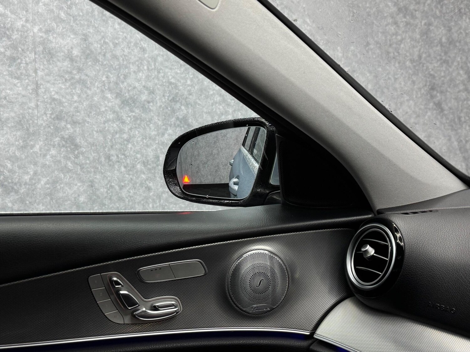 Used Mercedes-Benz E Class 2016 for sale - 78058370: Photo 16