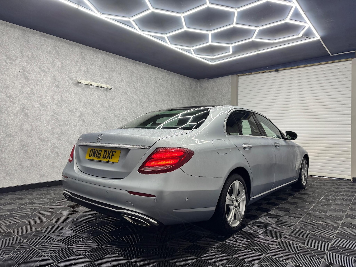 Used Mercedes-Benz E Class 2016 for sale - 78058370: Photo 4