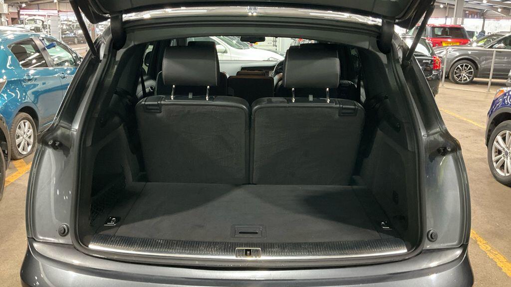 Used Audi Q7 2010 for sale - 77794060: Photo 12