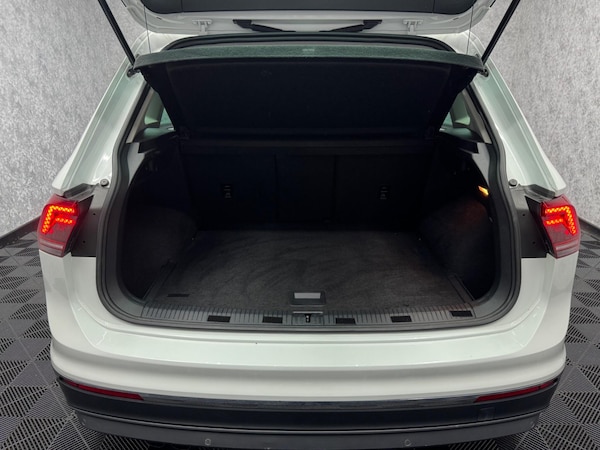 Used Volkswagen Tiguan 2016 for sale - 75740875: Photo 10