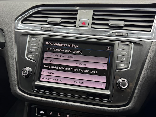 Used Volkswagen Tiguan 2016 for sale - 75740875: Photo 15