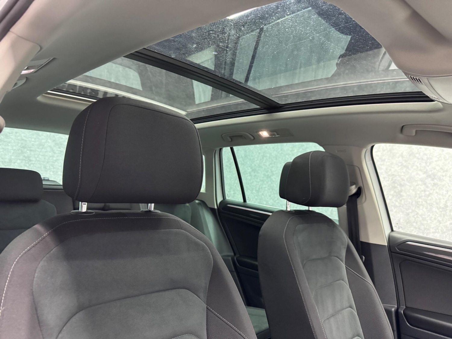 Used Volkswagen Tiguan 2016 for sale - 75740875: Photo 22