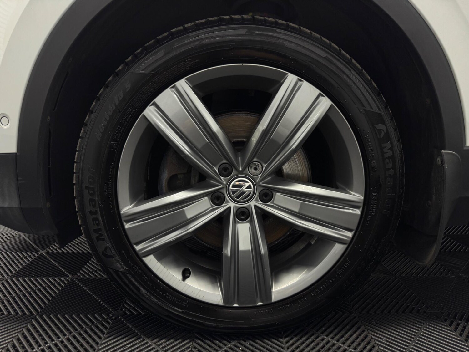 Used Volkswagen Tiguan 2016 for sale - 75740875: Photo 33