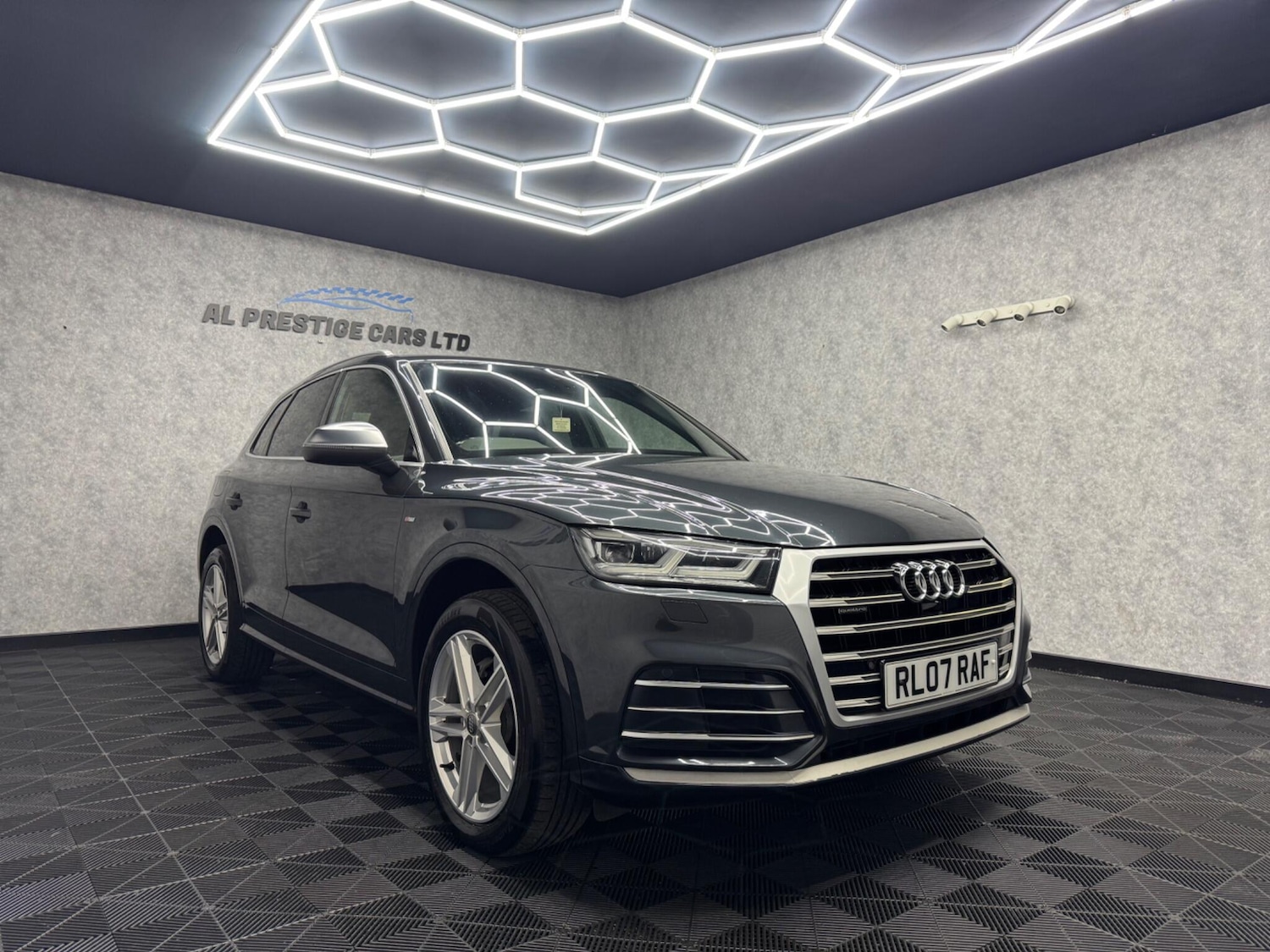 Used Audi Q5 2017 for sale - 76498553: Photo 24