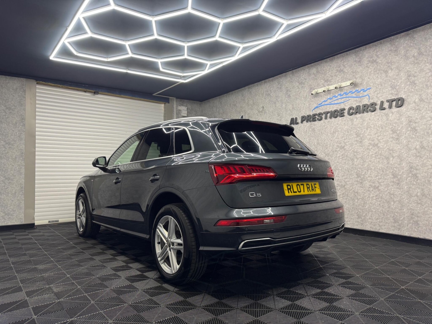 Used Audi Q5 2017 for sale - 76498553: Photo 25