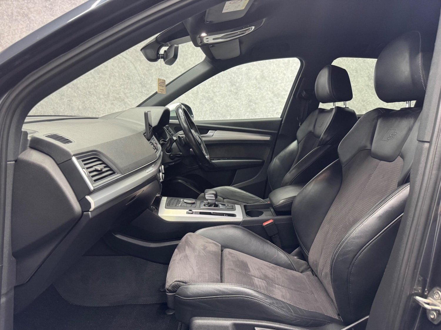 Used Audi Q5 2017 for sale - 76498553: Photo 3