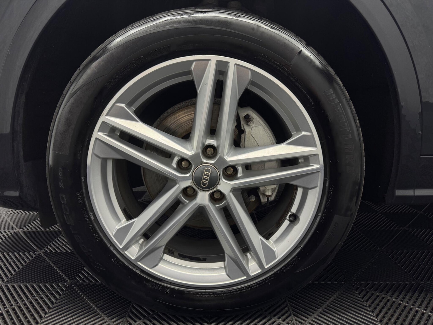 Used Audi Q5 2017 for sale - 76498553: Photo 30