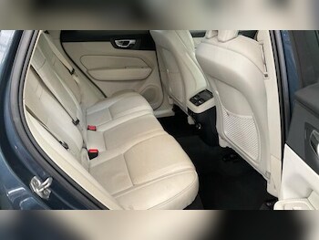 Used Volvo XC60 2019 for sale - 78306952: Photo