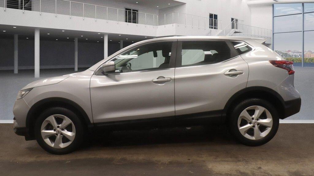 Used Nissan Qashqai 2017 for sale - 76440815: Photo 8