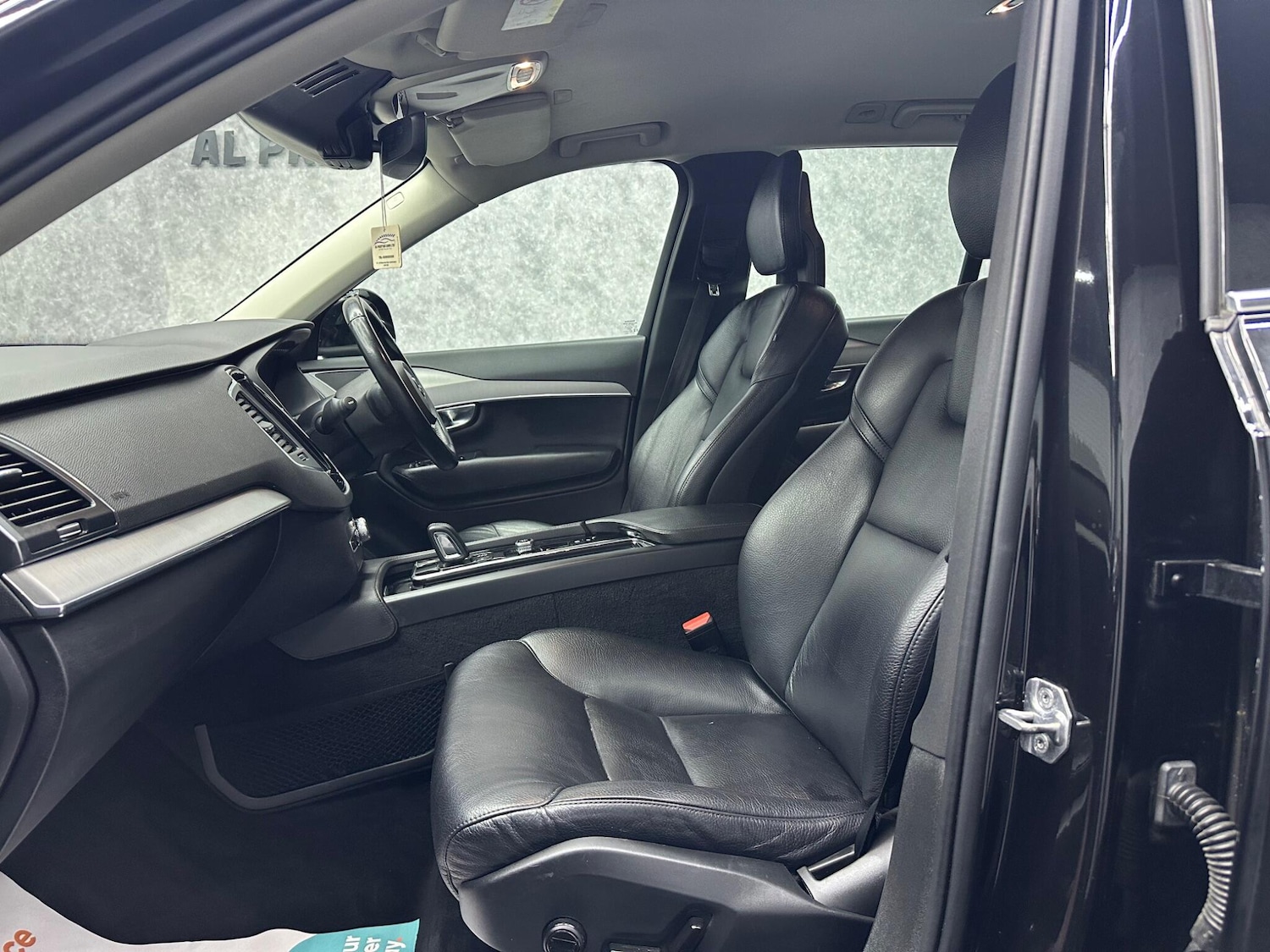 Used Volvo XC90 2019 for sale - 78058286: Photo 3