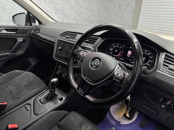 Used Volkswagen Tiguan 2017 for sale - 78245368: Photo