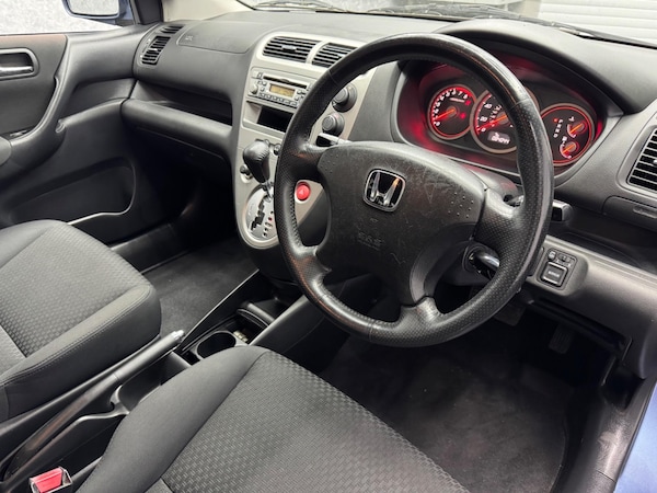 Used Honda Civic 2004 for sale - 73869728: Photo 2