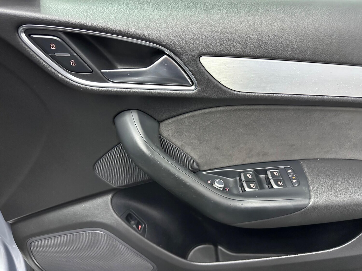 Used Audi Q3 for sale - 78057965: Photo 16