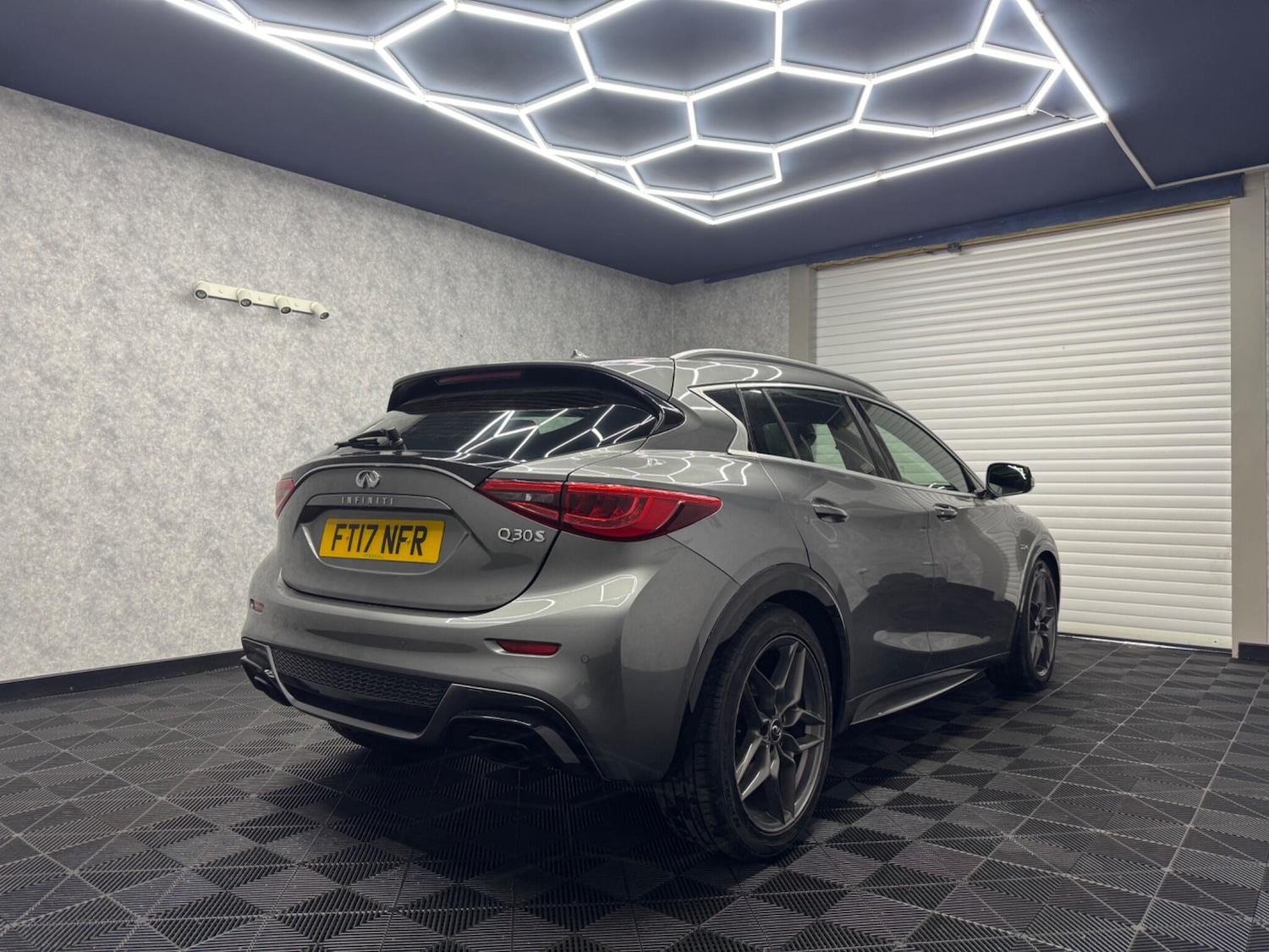 Used Infiniti Q30 2017 for sale - 75720381: Photo 29