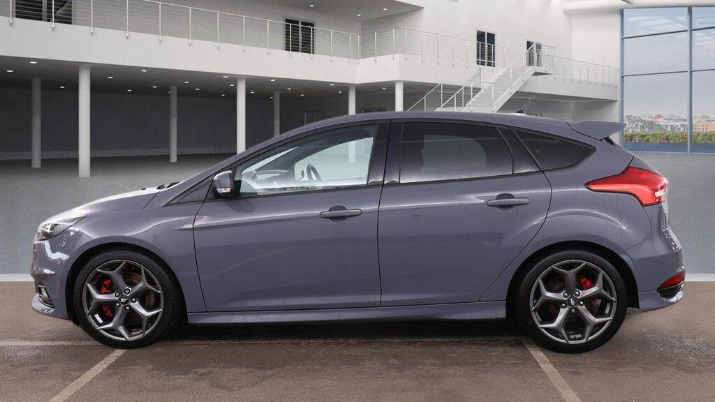 Used Ford Focus 2017 for sale - 77396459: Photo 10