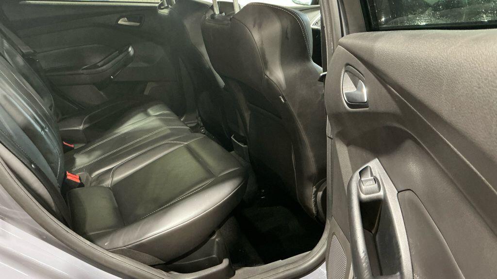Used Ford Focus 2017 for sale - 77396459: Photo 3