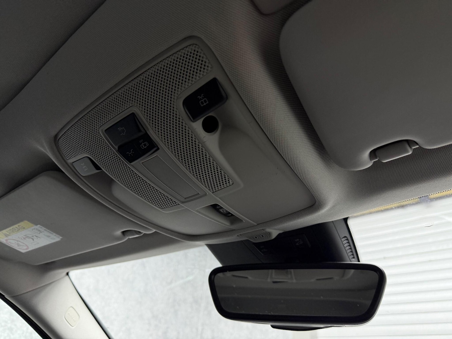 Used Infiniti QX30 2018 for sale - 78058957: Photo 17